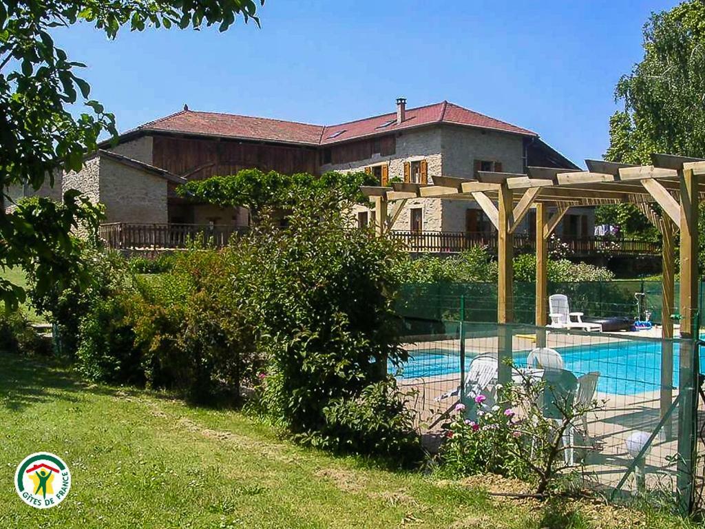 Hotel Au Bonheur Du Cedre Saint-Lattier Exteriér fotografie